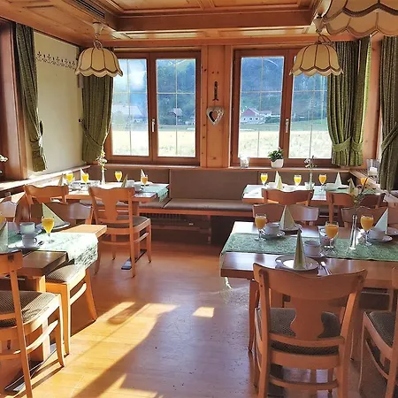 Landgasthof Engel *